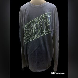 Nike long sleeve tee